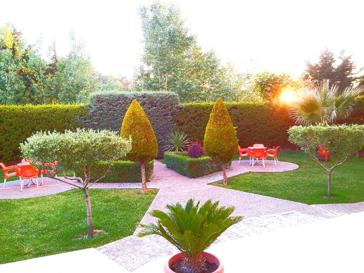 Aparthotel Eleart *